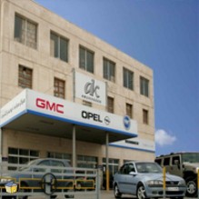 ابو خضر لصيانة السيارات.. من برا رخام ومن جوا سخام