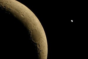 اقتران كوكب الزهرة مع القمر في سماء المملكة.. الأحد