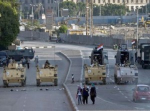 مصر: تمديد حالة الطوارىء لمدة شهرين