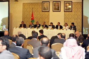 الحكومة تناقش البرنامج التنموي لعمان