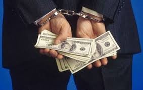 اختلاسات بالجملة..!!