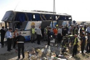 13 إصابة في حادث تصادم على طريق إربد الرمثا