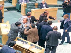 رئيس مجلس النواب: إقرار قانون انتخاب لا يعني انتخابات مبكرة