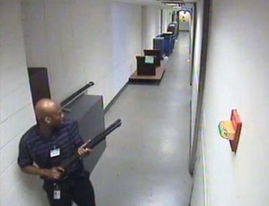 "إف بي آي" ينشر تفاصيل اطلاق النار بالبحرية الأمريكية