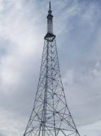 سقوط موظفين " للتلفزيون " من برج البث في عجلون