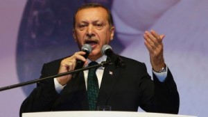 أردوغان يرفع الحظر عن ارتداء الحجاب بالمؤسسات العامة ويعزز حقوق الأقلية الكردية