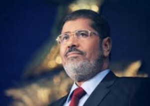 مفاجأة:"مرسي" رفض توقيع أوراق المعاش وأصر على منحه راتب "رئيس جمهورية"