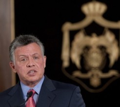 الملك : تراجع في آداء الجهاز الاداري وترهل غير مقبول