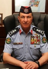 مدير الامن العام يوعز بإيقاف المخالفات المرورية طلية ايام العيد باستثناء الخطرة