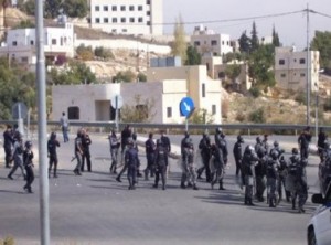 كان قد اصيب ثالث يوم العيد ووفاته اغلقت الشارع .. شغب واعمال عنف في علان-السلط