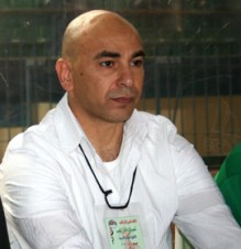 صحيفة : استبعاد حسام حسن من تدريب النشامى قانونيا