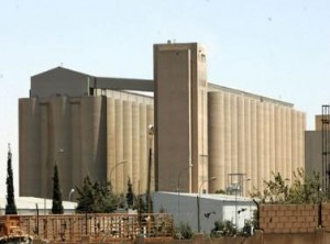 الحلواني يحيل سرقة قمح وشعير إلى القضاء