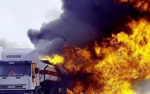 تفحم سائق بحادث تدهور صهريج في معان