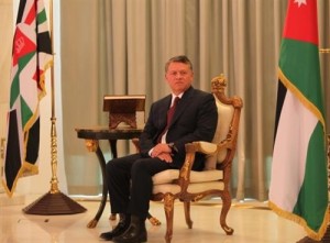 الملك يستمع إلى ردي الأعيان والنواب