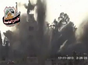مقتل 60 جنديا نظاميا بتفجير في ريف دمشق (فيديو)