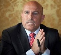 قيادي بحركة "فتح" يحمل عباس مسؤولية محاولة اغتياله