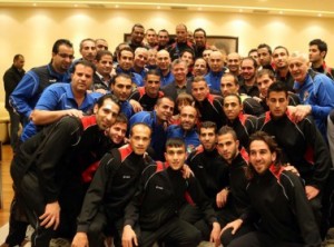 في اتصالات تحصيل دعم المنتخب : "انا معيش احلق كيف بدي اتبرع... حلو عنّي" !!