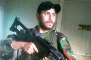 بالصور.. قطع رأس عنصر بحزب الله