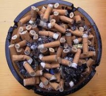 ولي امر طالب في السلط يقذف معلم ( بالمكتة )