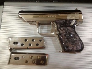 حرمان النواب والأعيان والوزراء من حمل السلاح..!!