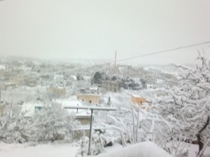 توقعات الحالة الجوية..استمرار تساقط الثلوج حتى مساء الجمعة ومنخفض قطبي جديد...صور