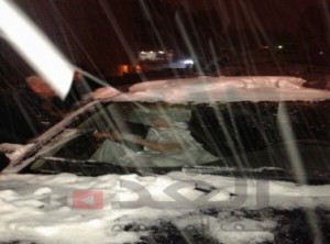 عروسان يتحديان "أليكسا" بإتمام زفافهما