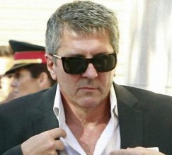 بعد التهرب الضريبي.. والد ميسي "تاجر" مخدرات