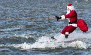 بالصور.. غرائب ميلادية حول العالم