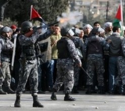 شغب بسبب التوجيهي في غور الصافي والسلط وذيبان واستخدام المسيل