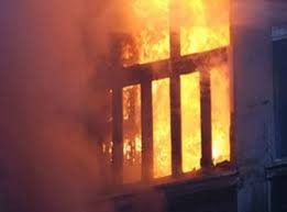 وفاة وإصابة (10) أشخاص اثر حريق منزلين في عمان والزرقاء