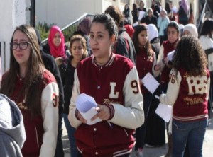 زلزال التوجيهي يضرب طلبة العلمي في مادة الرياضيات .. فيديو