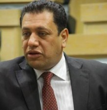 النائب الدوايمة يتعرض للضرب !!