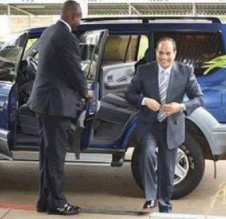 السيسي سيترشح لرئاسة مصر الشهر المقبل ويستقيل اليوم