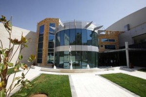 إقرار أسس منح الحوافز والمكافآت لموظفي الأمانة