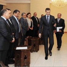 بشار لوفد أردني..سوريون فقط سيعيدون الإعمار.." ليش خلّيت سوريين...؟"