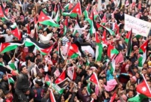 الحسيني: الآلاف في مسيرة حاشدة .. وين النخوة والاقدام الاقصى تحت الاقتحام