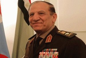 عنان يعلن ترشحه للرئاسة المصرية ..