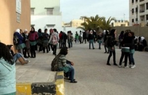 ضبط سوريين  يعاكسون  الفتيات بالمفرق