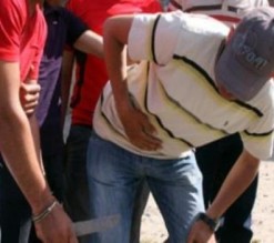 طعن سائق تكسي وسلب 5 دنانير منه في عمّان