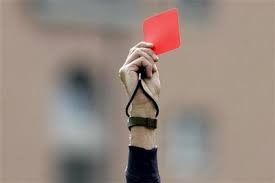 أبوزمع يرفع الكرت الأحمر بوجه رأفت علي