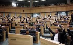 النواب يمهلون الحكومة ساعة