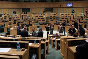 نواب يصفون السفير الإسرائيلي بـ" الخنزير ، والكلب ، والحقير"