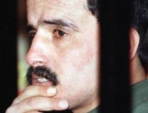 الدقامسة يبدأ إضراباً