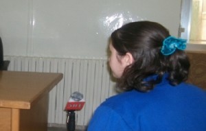 نجلاء أردنية غلبت الشيطان.. ألبست صديقتها خاتم خطوبتها وحرقتها حتى تفحمت..!!