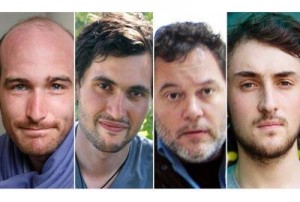 الصحفيون الفرنسيون المُطلق سراحهم يصلون باريس