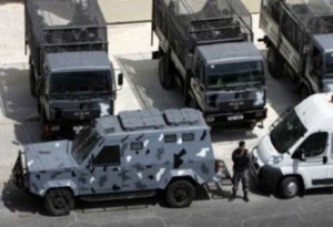 اسلحة نارية ، وصدم بالسيارات في مشاجرة عشائرية في منطقة الجفر