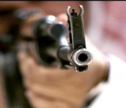 مشاجرة تخللها اطلاق عيارات نارية امام مستشفى البشير