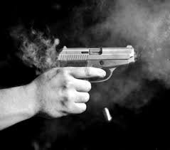 إصابة 3 أشخاص بمشاجرة تخللها إطلاق أعيرة نارية بحي نزال