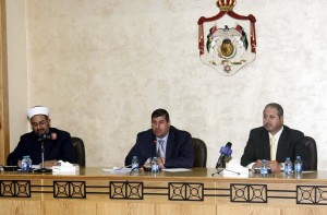 بالصور - مؤتمر صحفي للجنة العليا للمؤتمر "الطريق الى القدس "