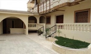 محاولة اقتحام سكن السفير الأردني المخطوف في طرابلس